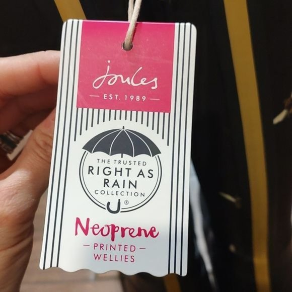 NWT Joules 5 neoprene right as rain printed bee boots tall black wellies - Picture 7 of 8